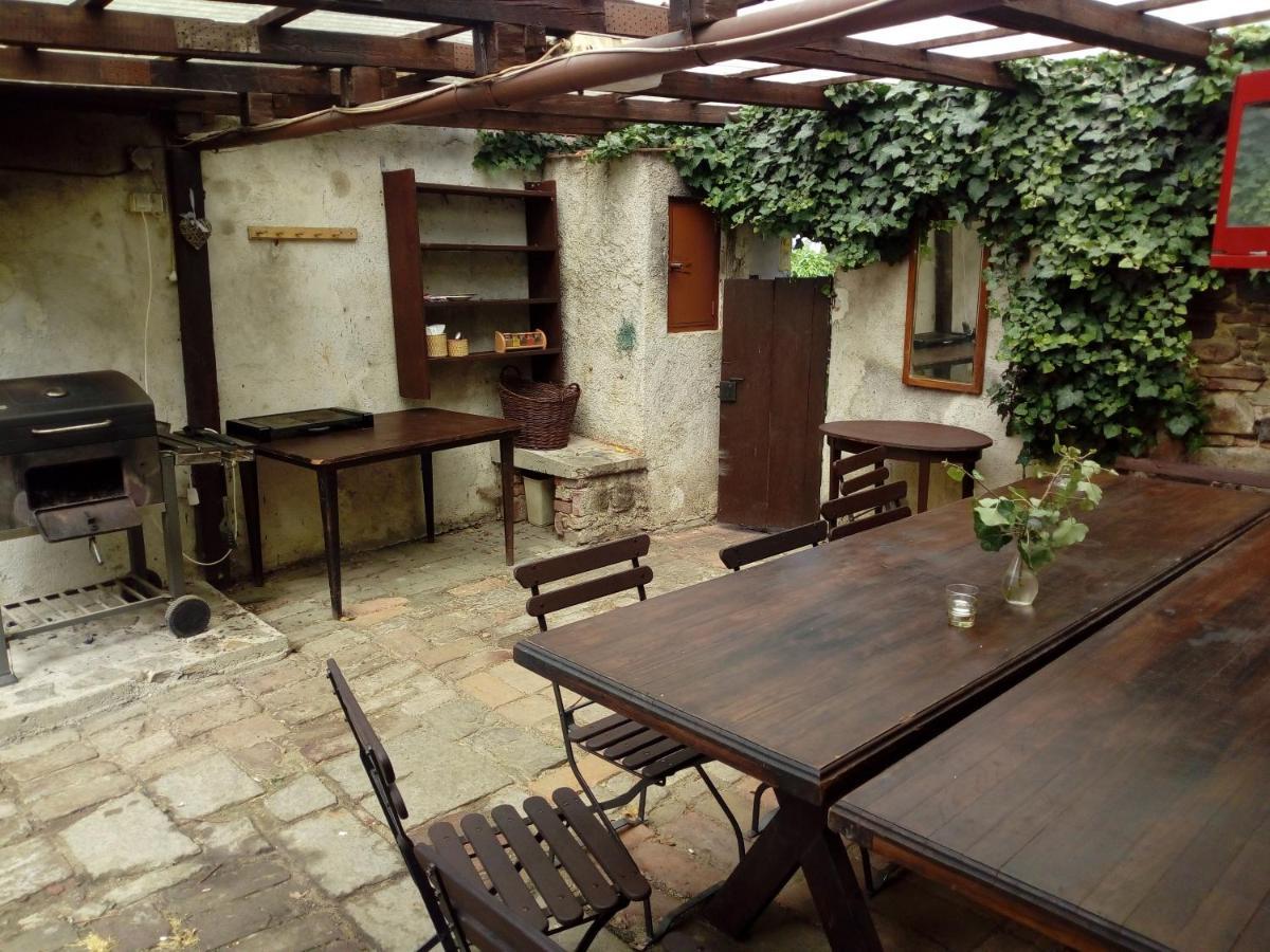 Hostel Havana เชสกี้ครุมลอฟ ภายนอก รูปภาพ